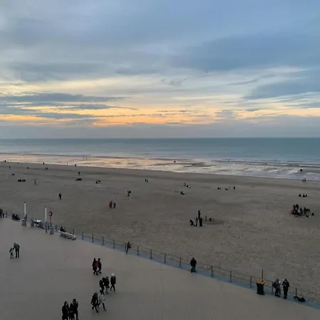 Appartement In Mariakerke With Stunning Sea View Ostende